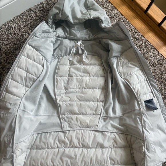 lululemon athletica Women's Light Gray Down For It All Jacket - Picture 4 of 11